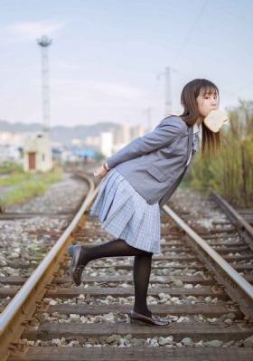 韩国电影失足美女色诱猎物_成人直接看