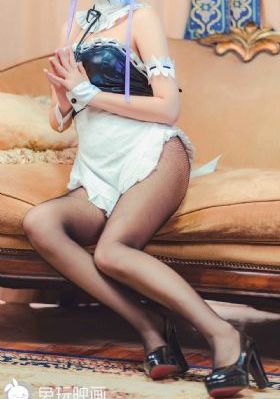 女人成黑在线观看_720高清完整版